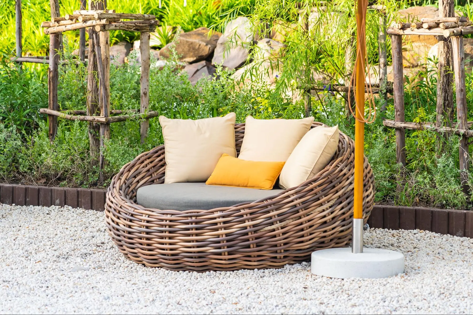 Ide Finishing Rotan Menarik untuk Kerajinan dan Furniture